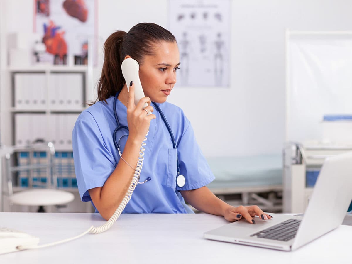 Is voicemail HIPAA compliant?